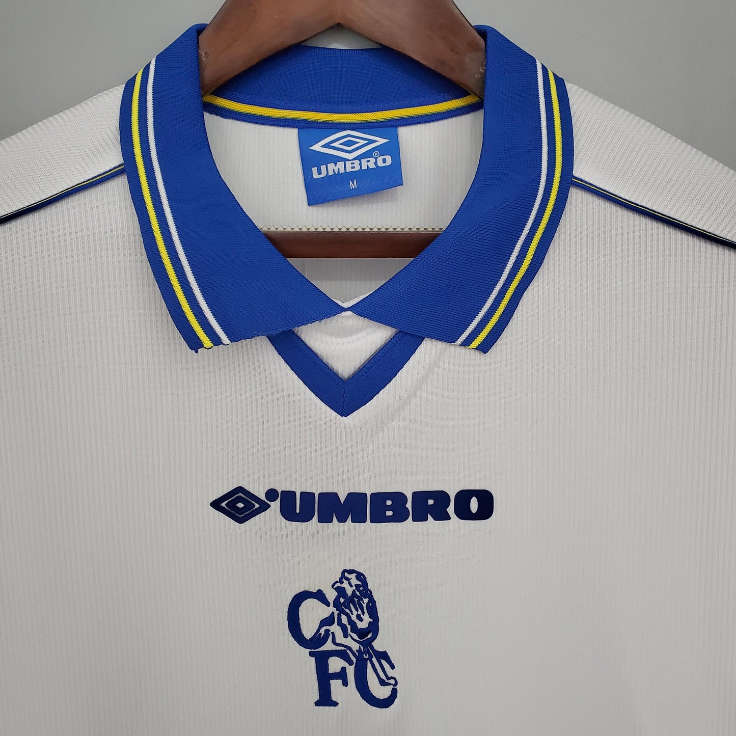 Chelsea 1998-00 Away