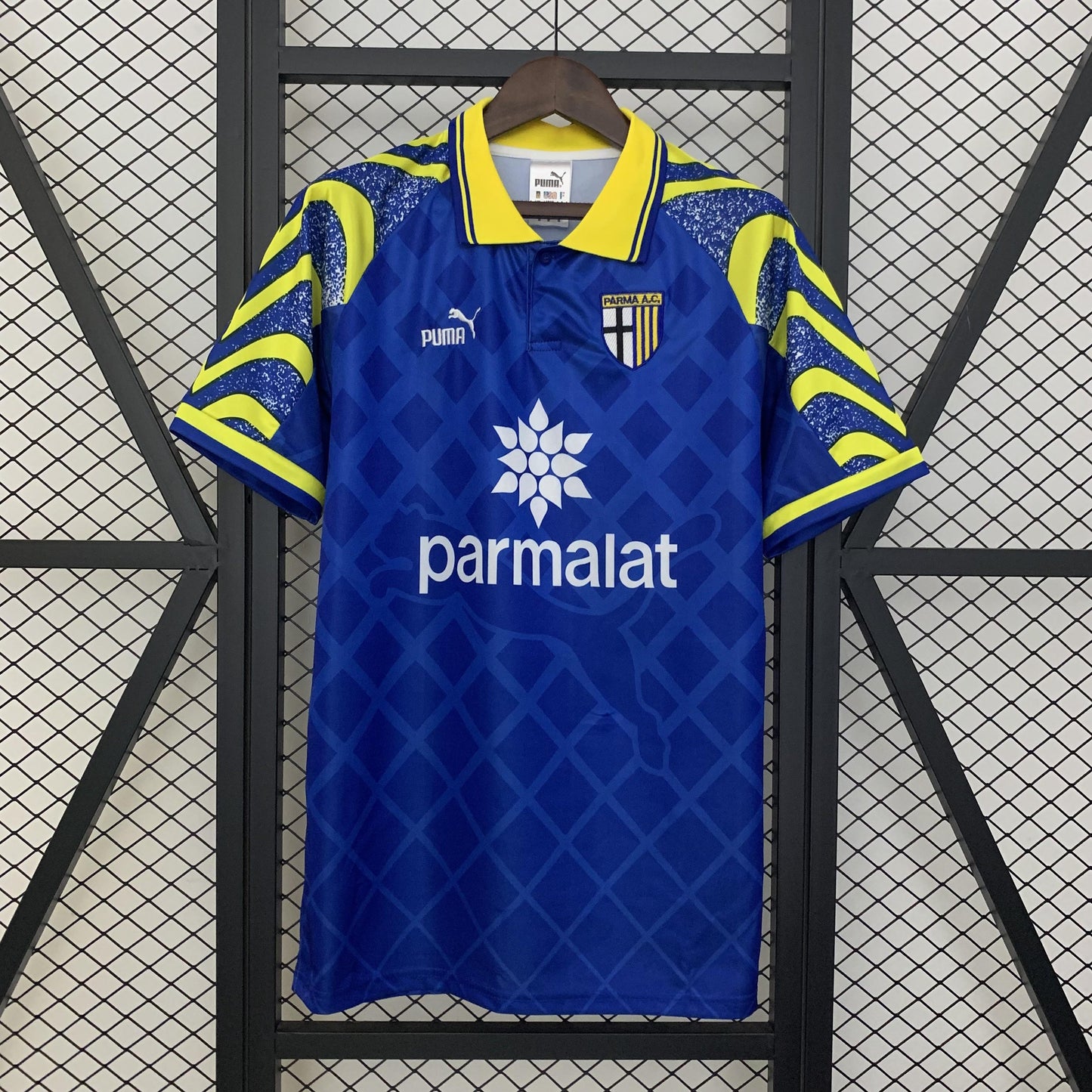 Parma 1995-97 Away