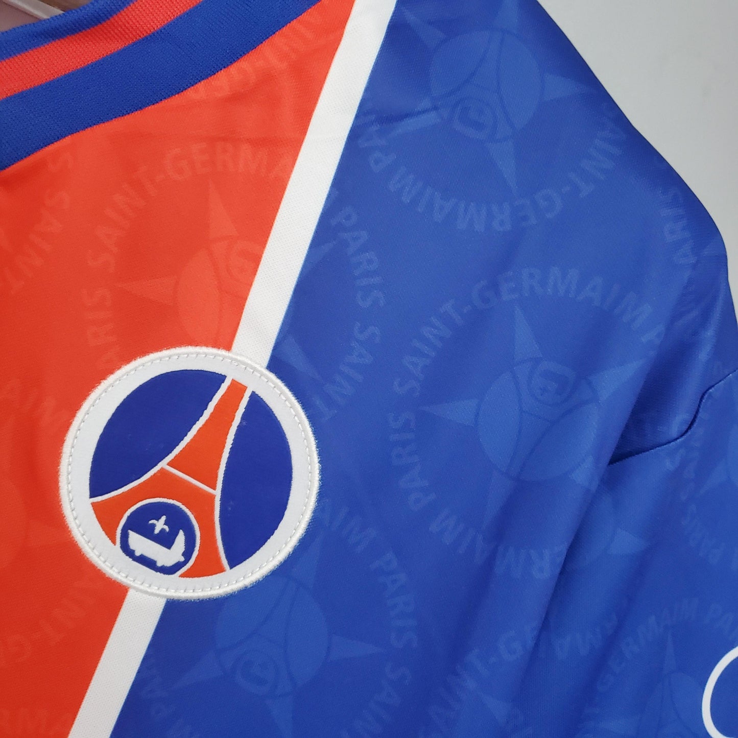 Pairs Saint Germain 1995-96 Home