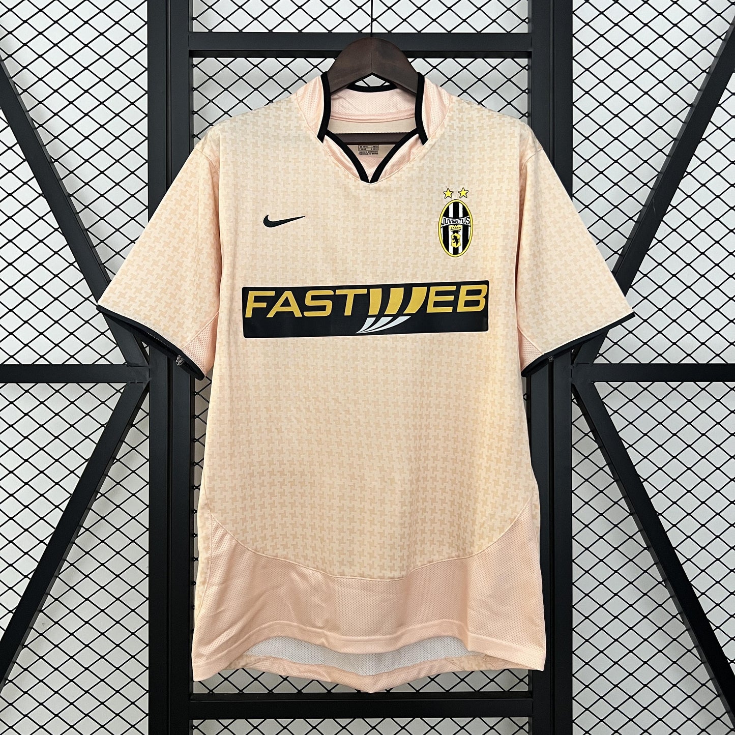 Juventus 2003-04 Away