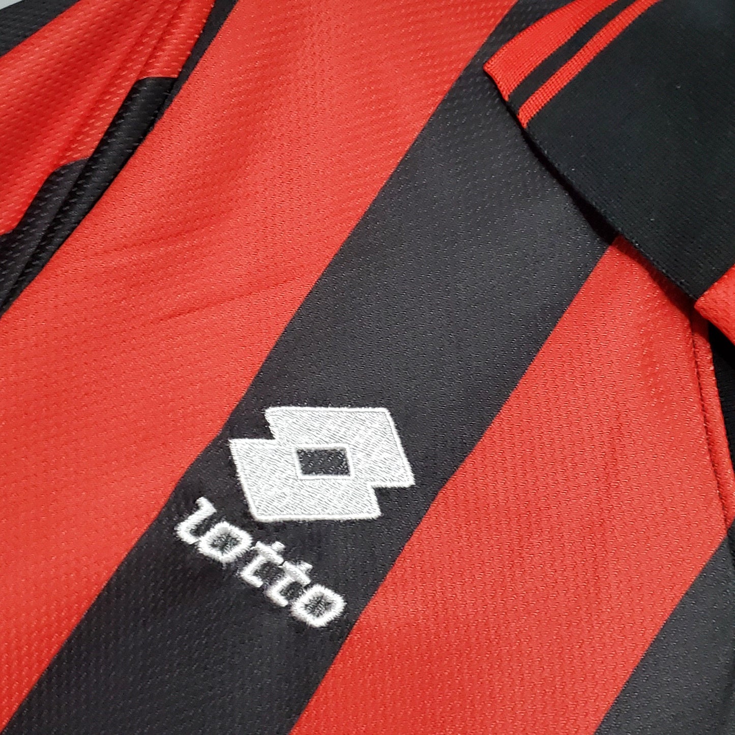 AC Milan 1996-1997 Home Jersey