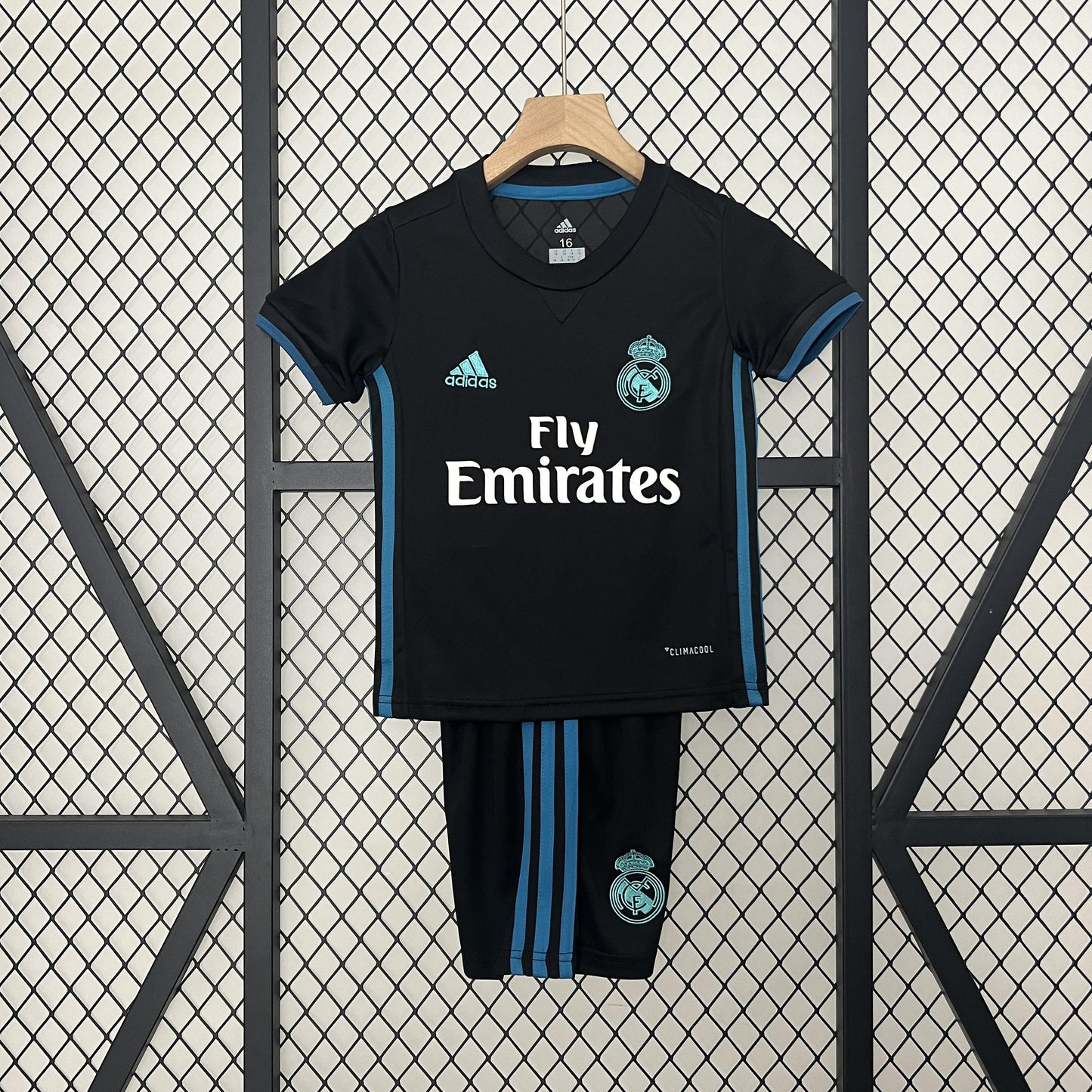 Real Madrid 2017-18 Away - KIDS