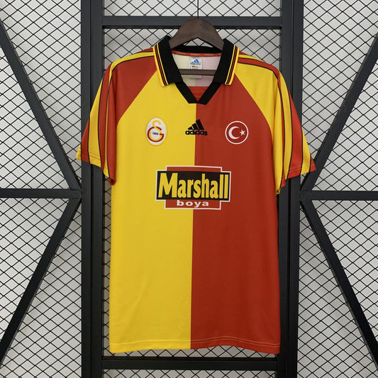Galatasaray 1998-99 Home
