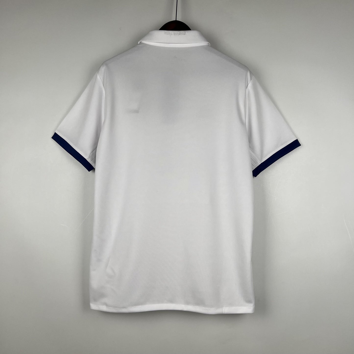 Real Madrid 2016-17 Home