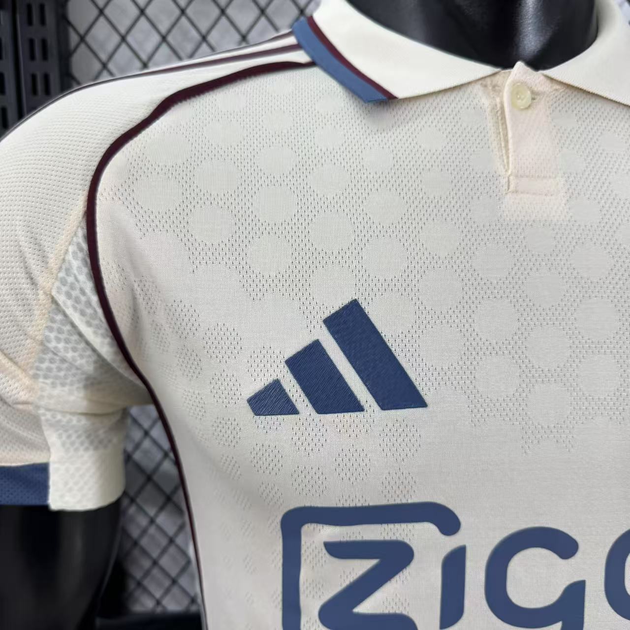 Ajax 2025-26 Away (Player Version)
