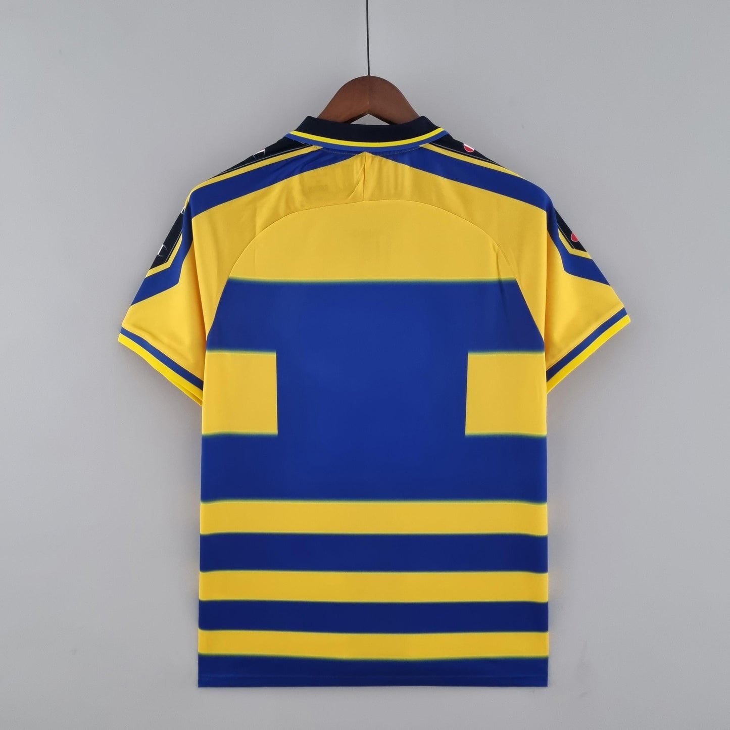 Parma 1999-00 Home