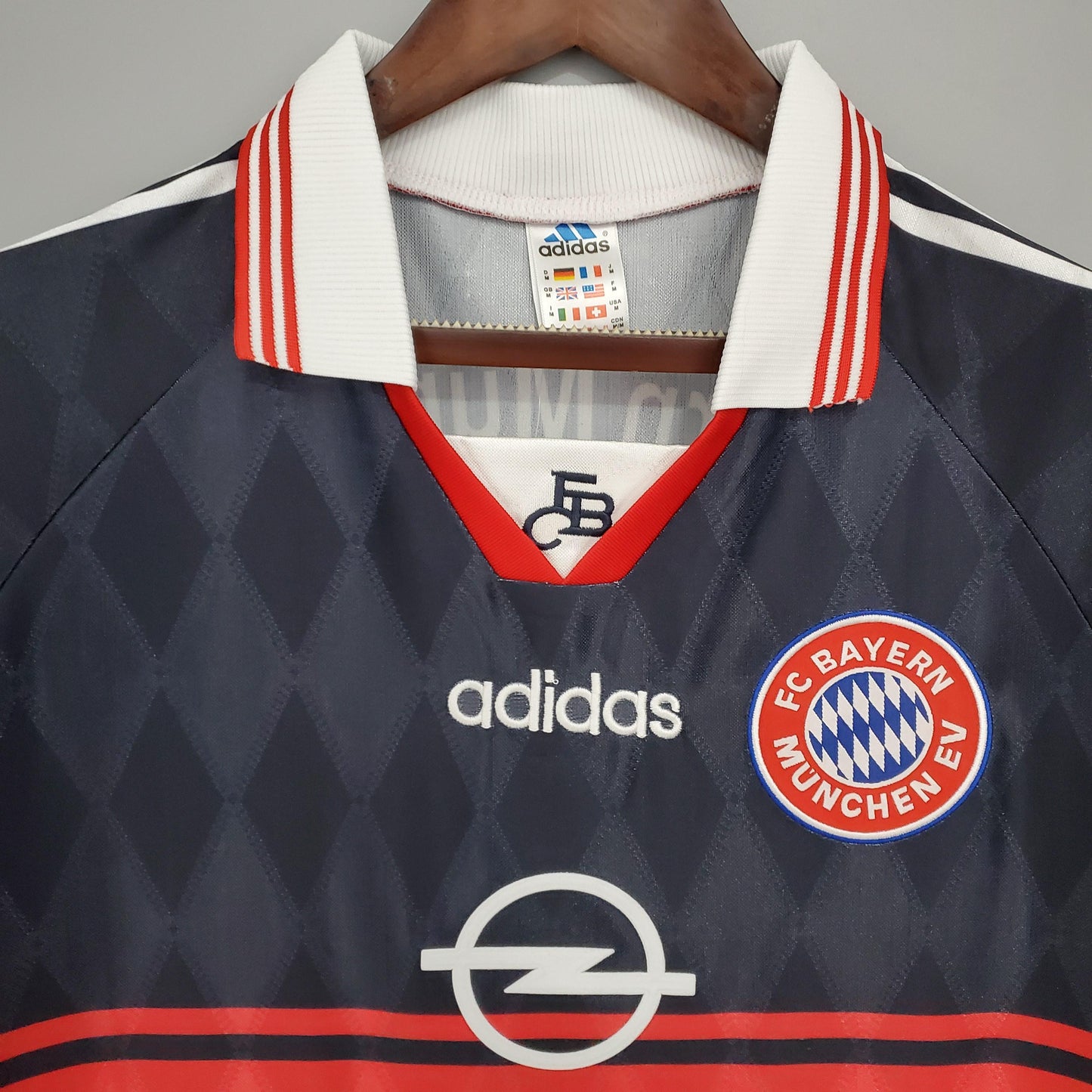 Bayern Munich 1997-99 Home