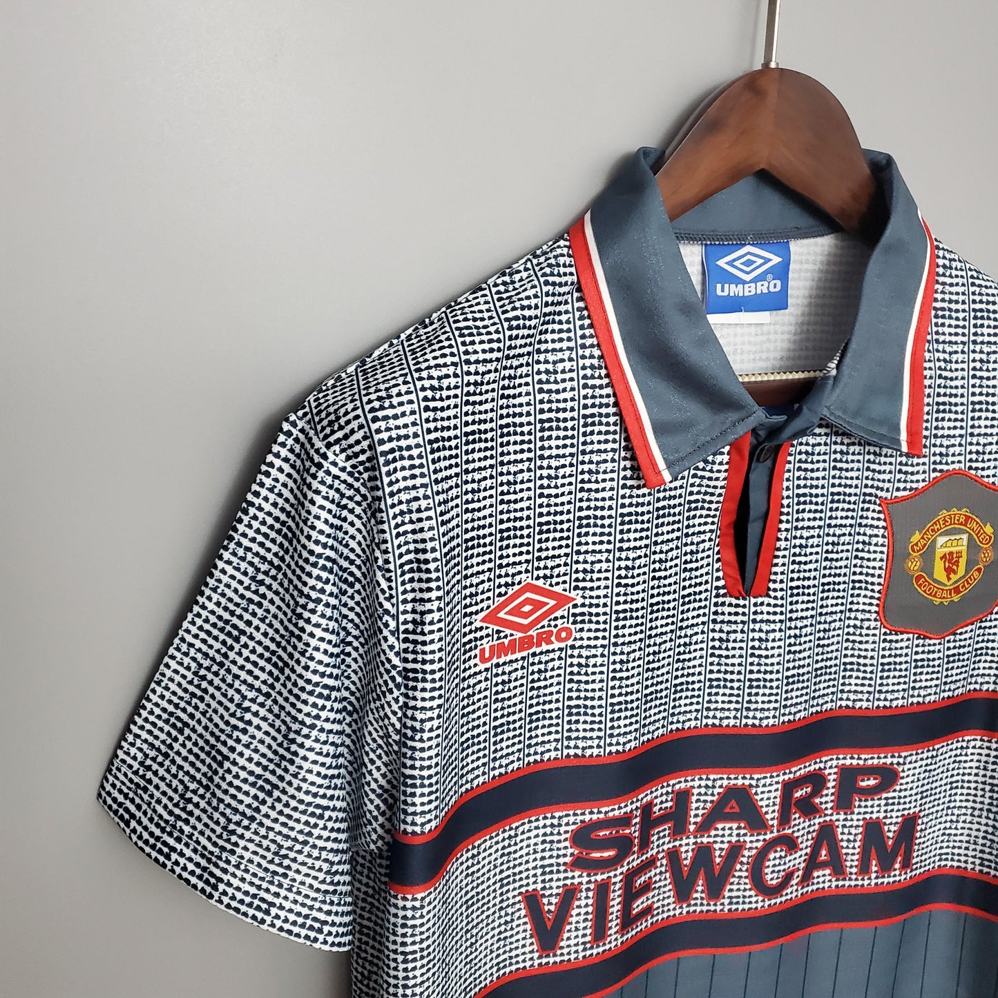 Manchester United 1995-96 Away