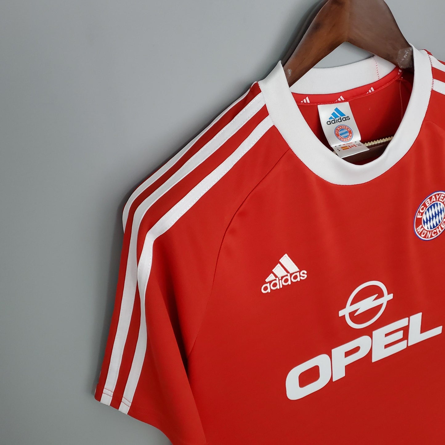 Bayern Munich 2000-01 Home
