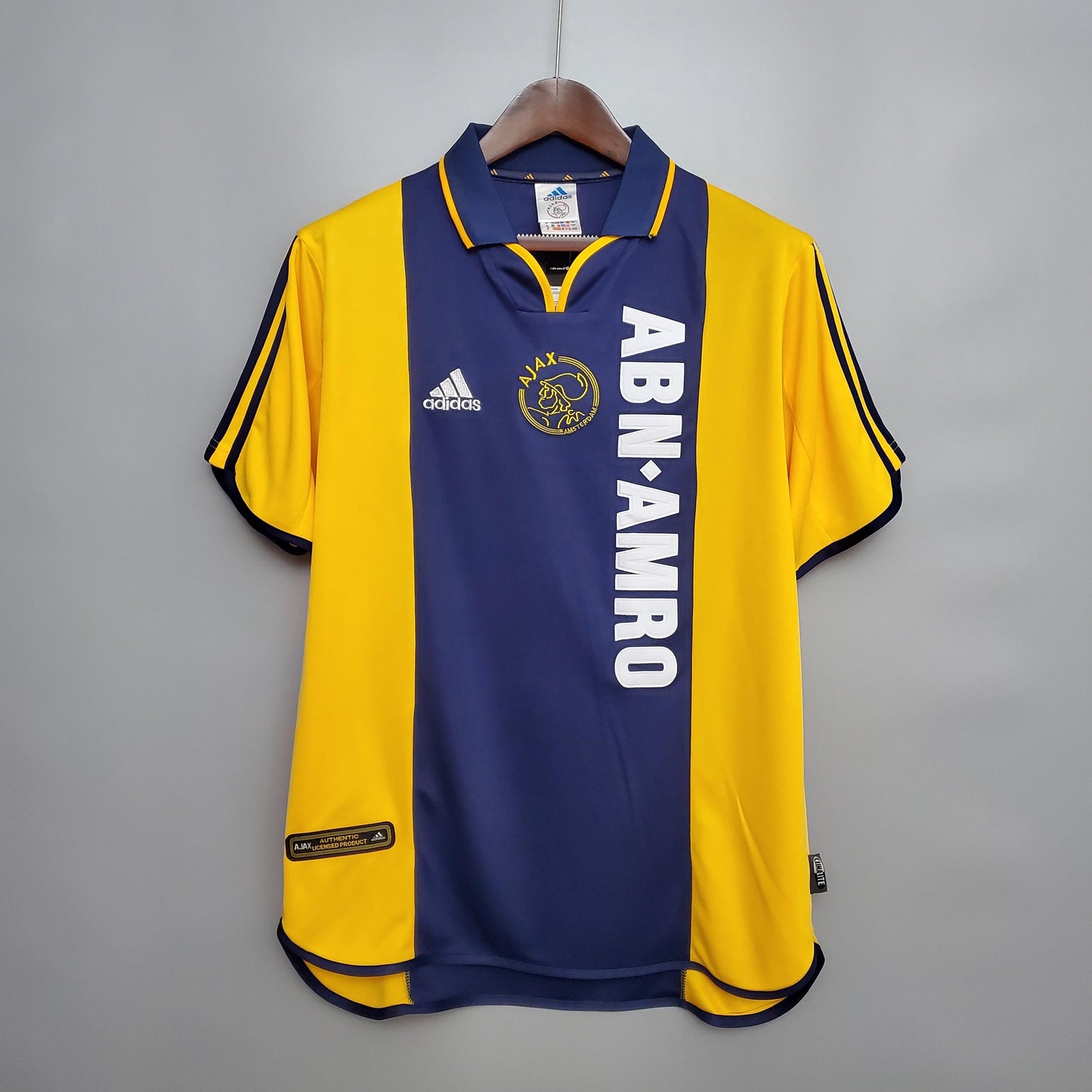 Ajax 2000-01 away