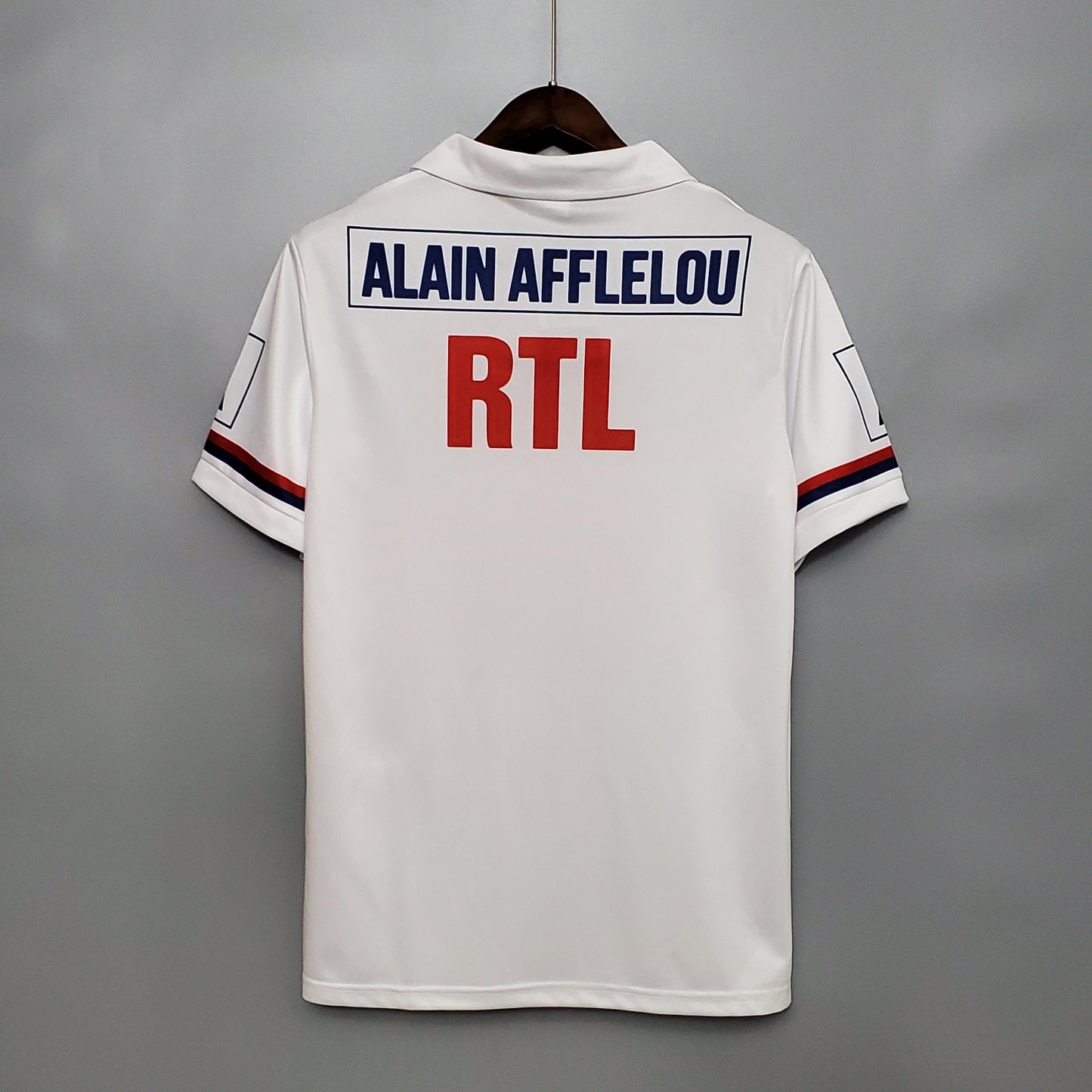 Pairs Saint Germain 1990-92 Home