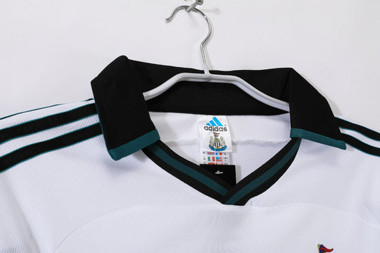 Newcastle 1999-00 Away