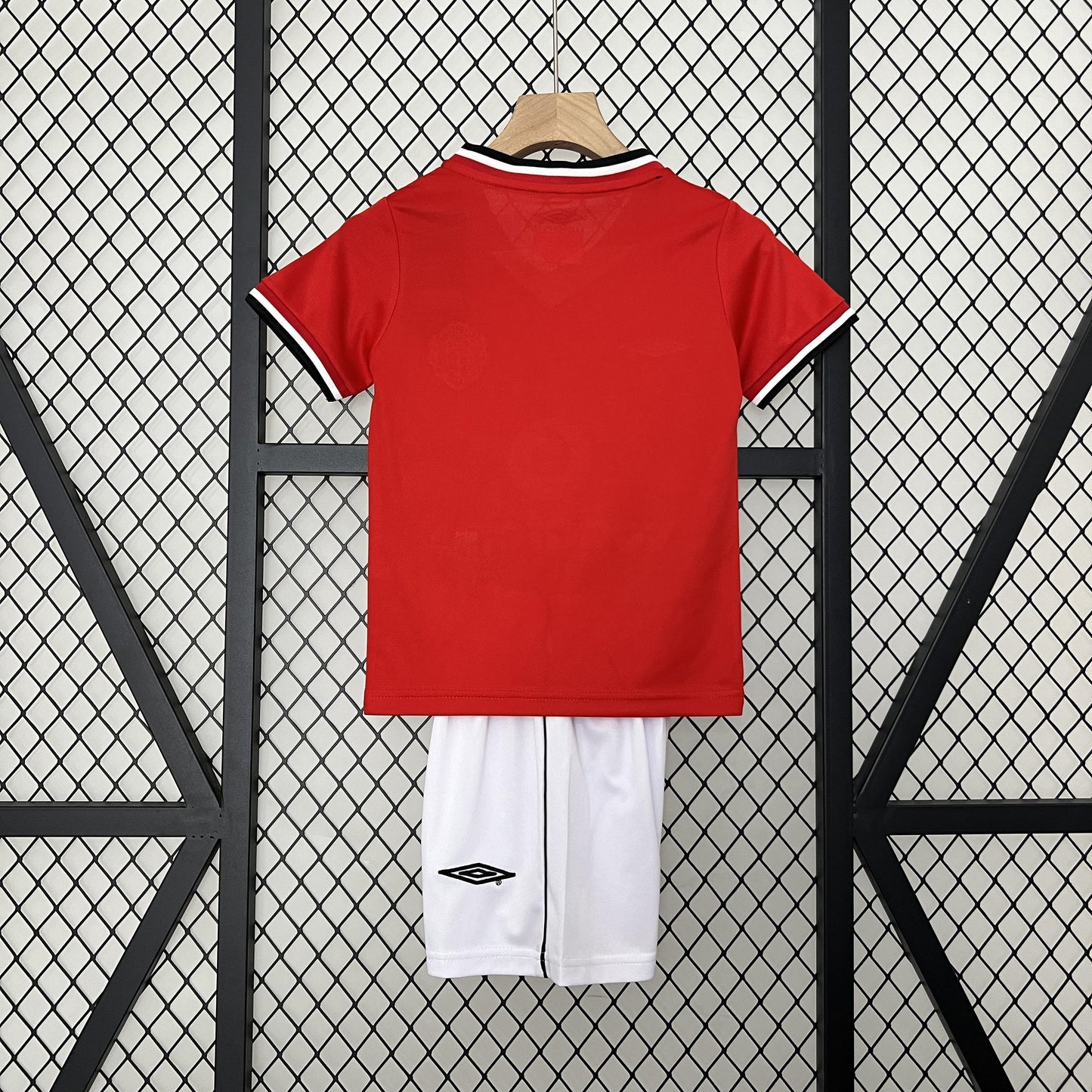 Manchester United 2000-01 Home - Kids