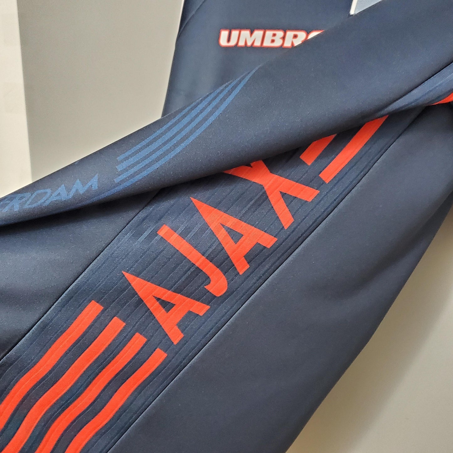 Ajax 1997-98 Away
