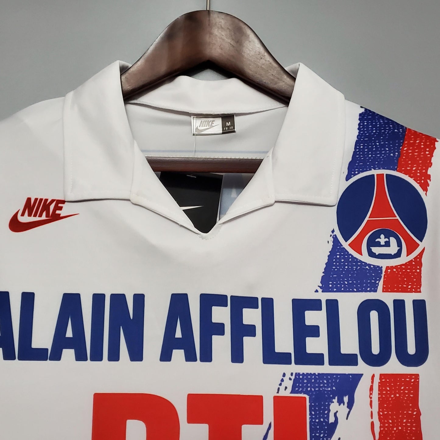 Pairs Saint Germain 1990-92 Home