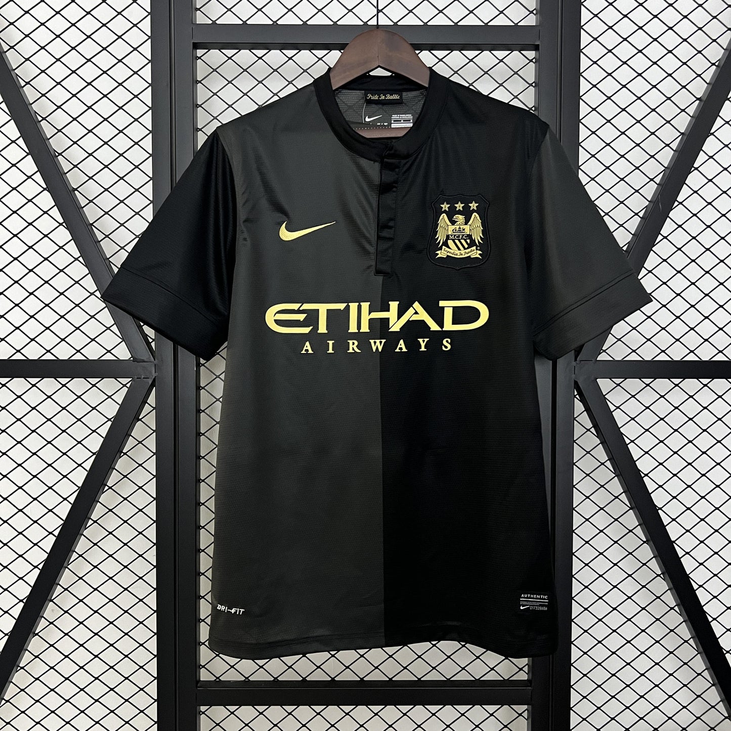 Manchester City 2013-14 Away
