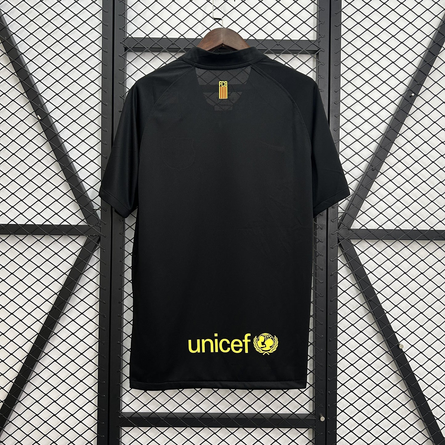 Barcelona 2011-12 away