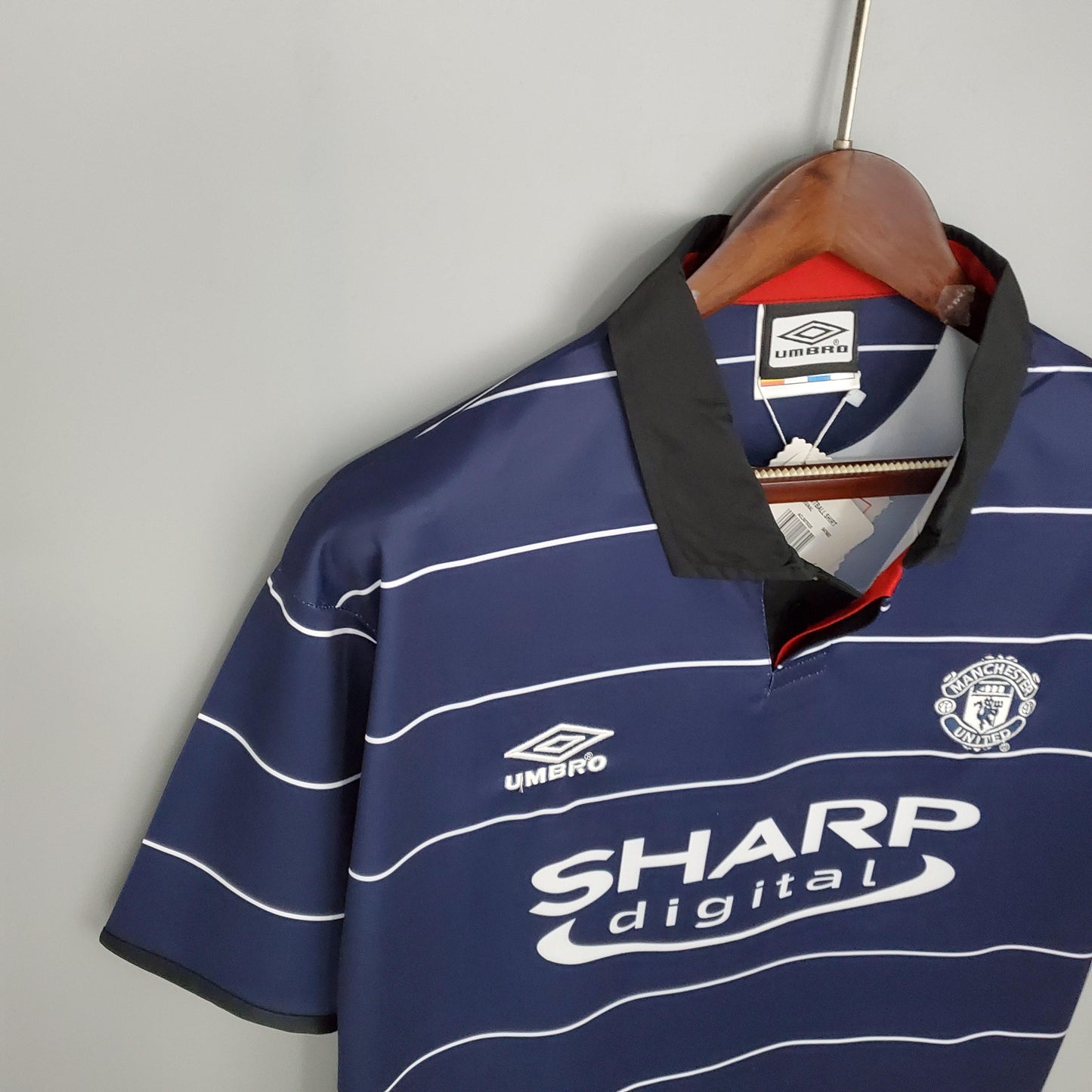 Manchester United 1999-00 Away