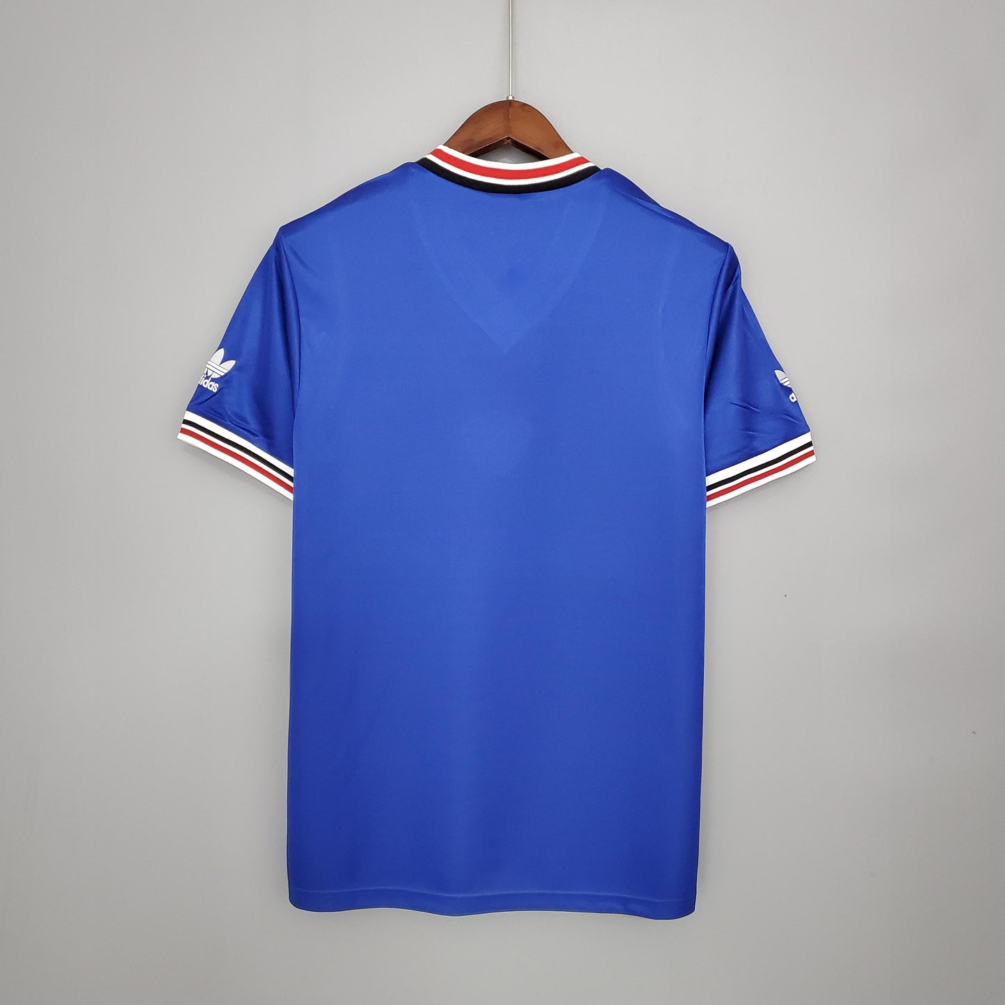Manchester United 1985-86 Away