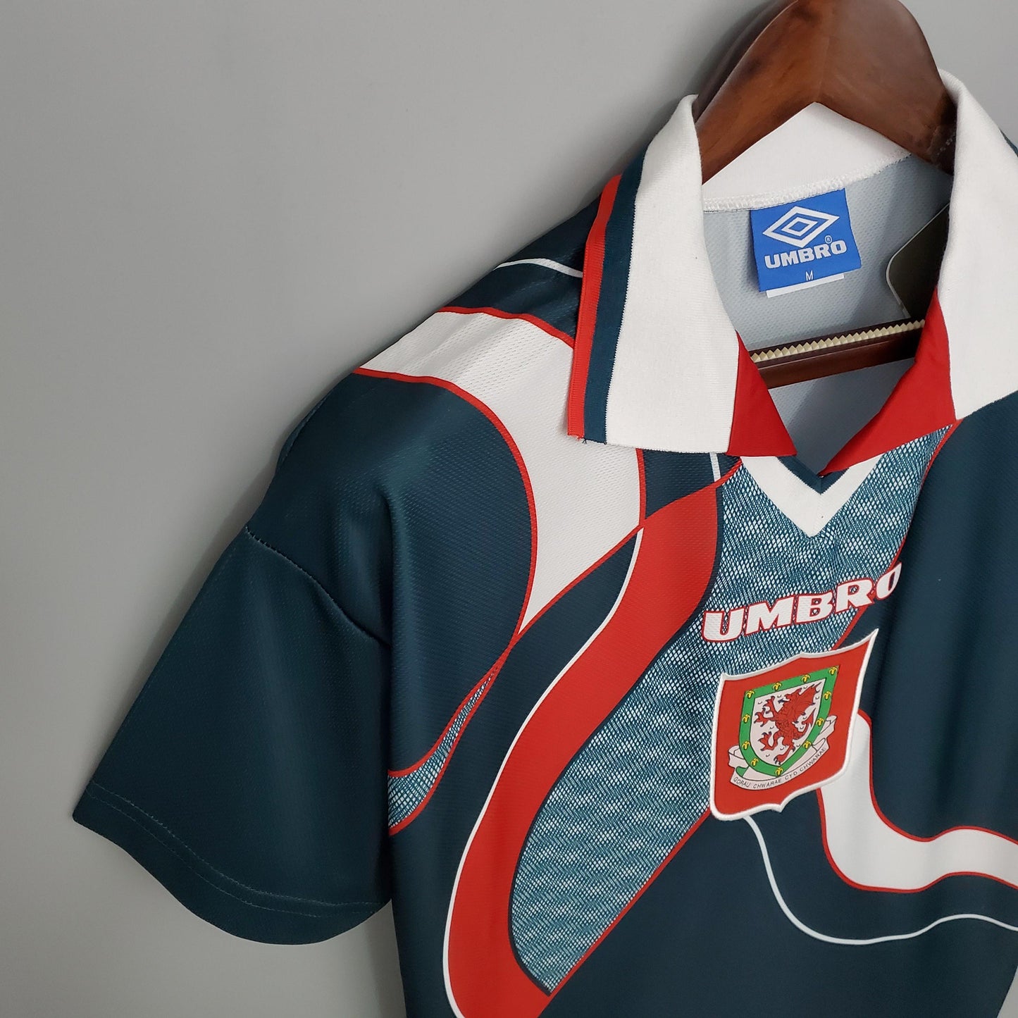 Wales 1994-95 Away