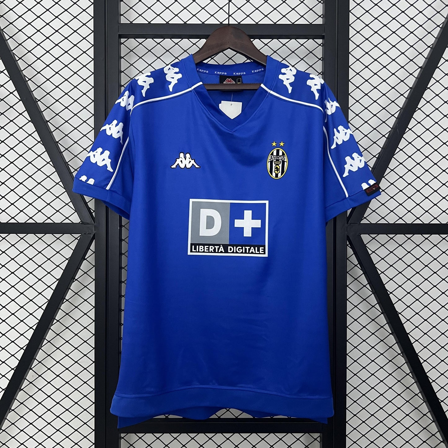 Juventus 1999-00 Away
