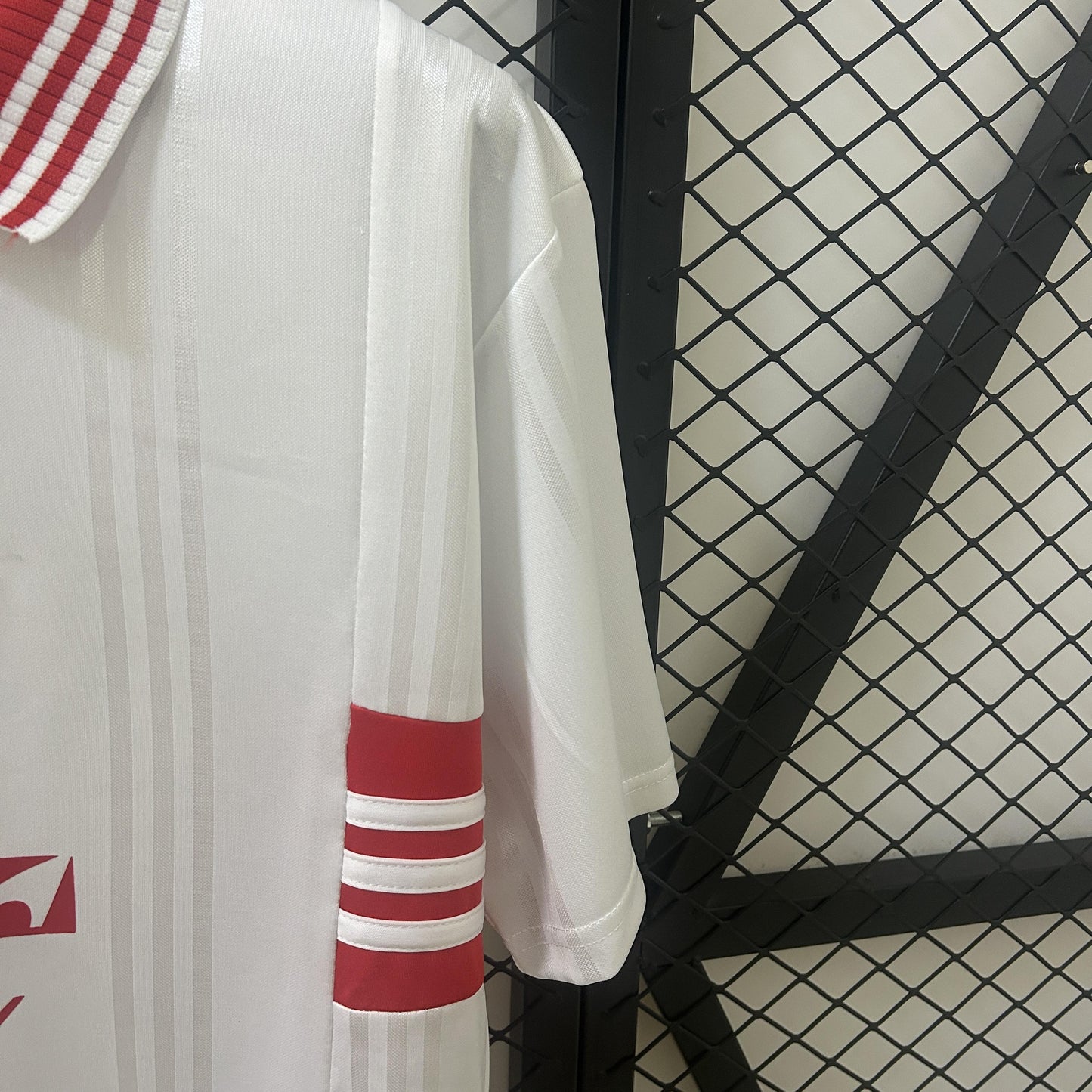 Benfica 1997-99 Away
