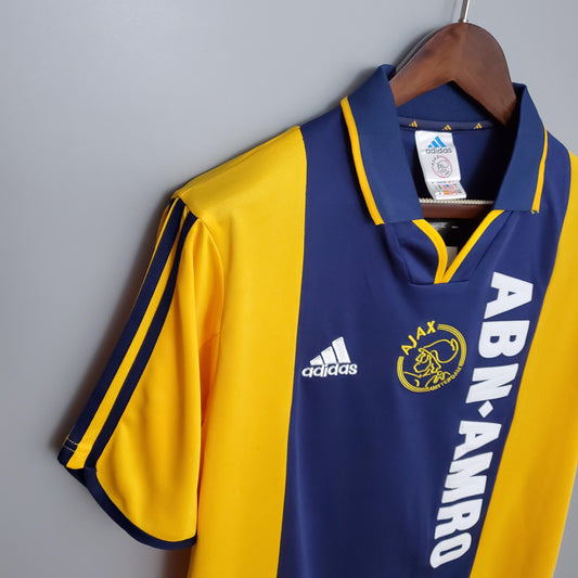 Ajax 2000-01 away