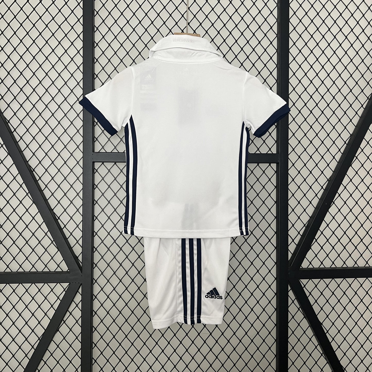 Real Madrid 2016-16-17 Home - KIDS