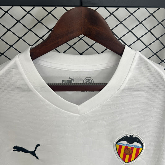 Valencia 2025-26 Home