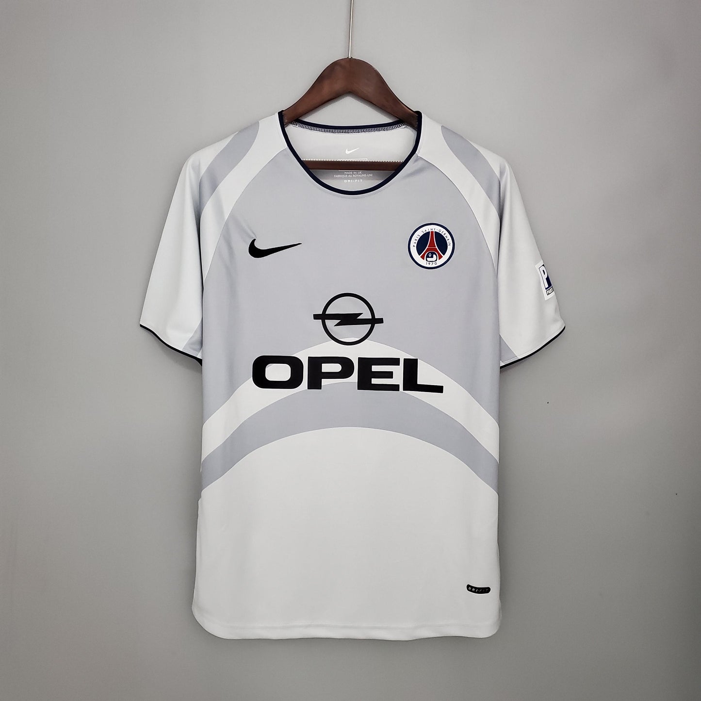 Pairs Saint Germain 2001-02 Away