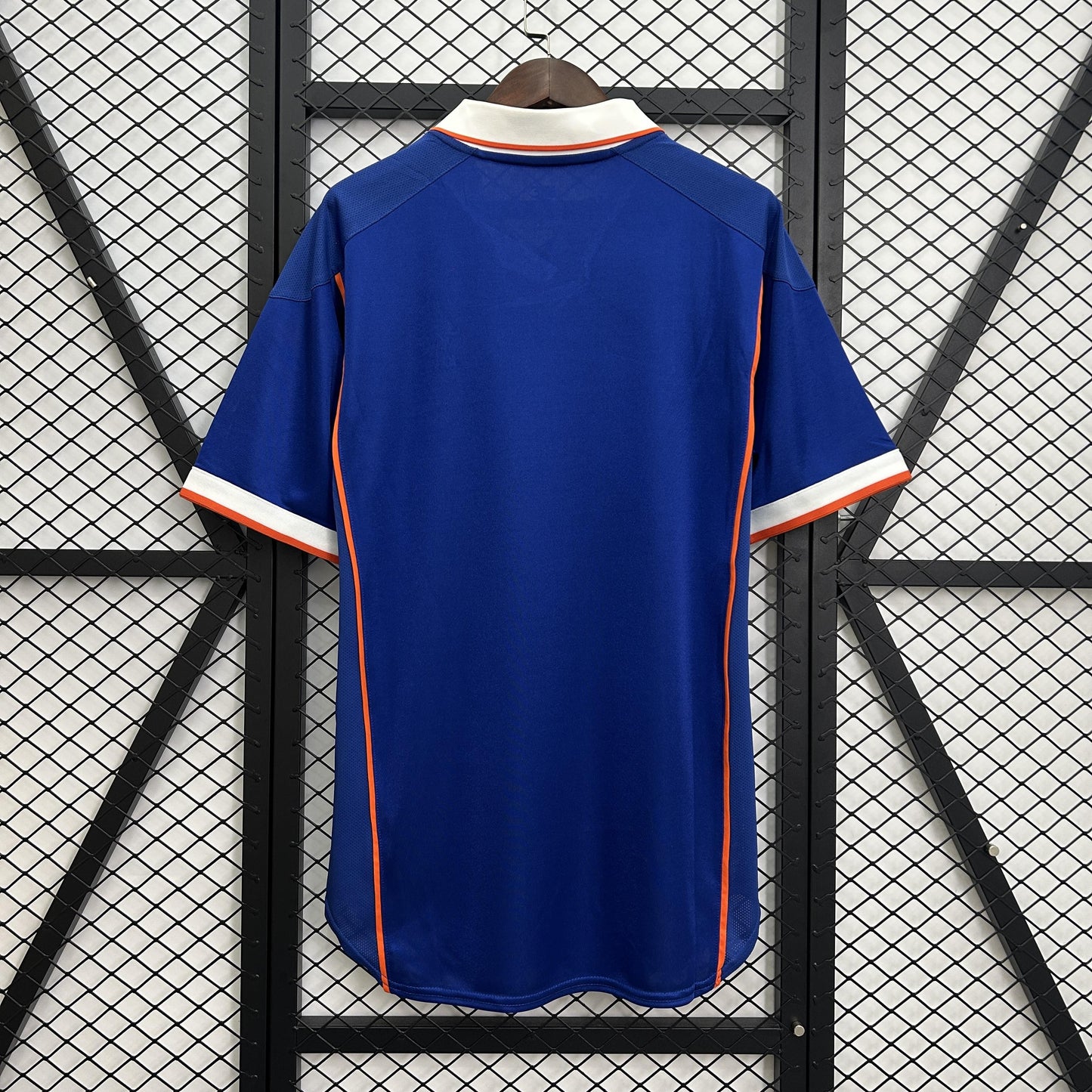 Holland 1998 Home
