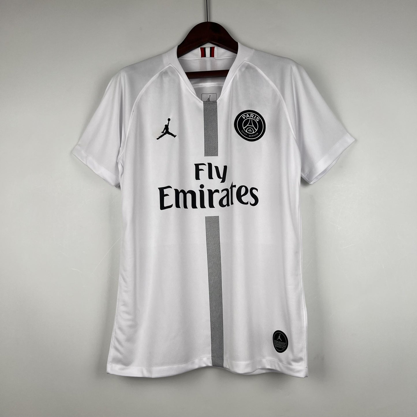 Pairs Saint Germain 2018-19 Away