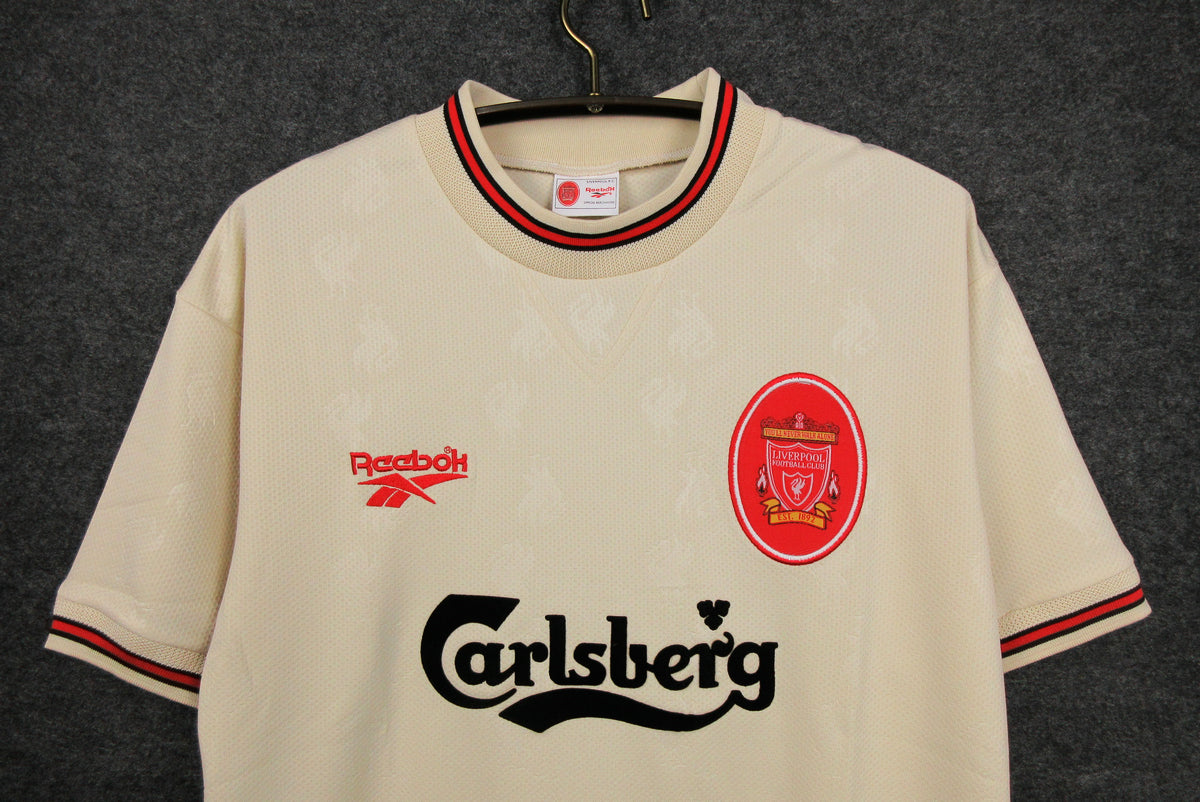 Liverpool 1996-97 Away