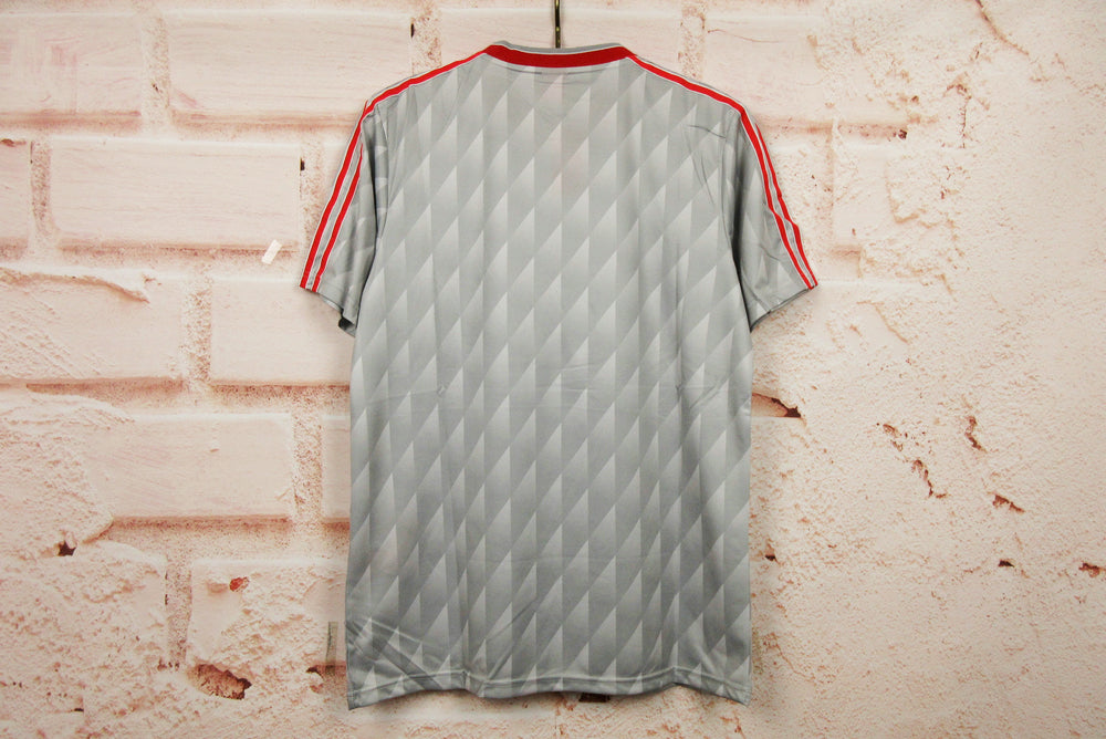 Liverpool 1989-91 Away