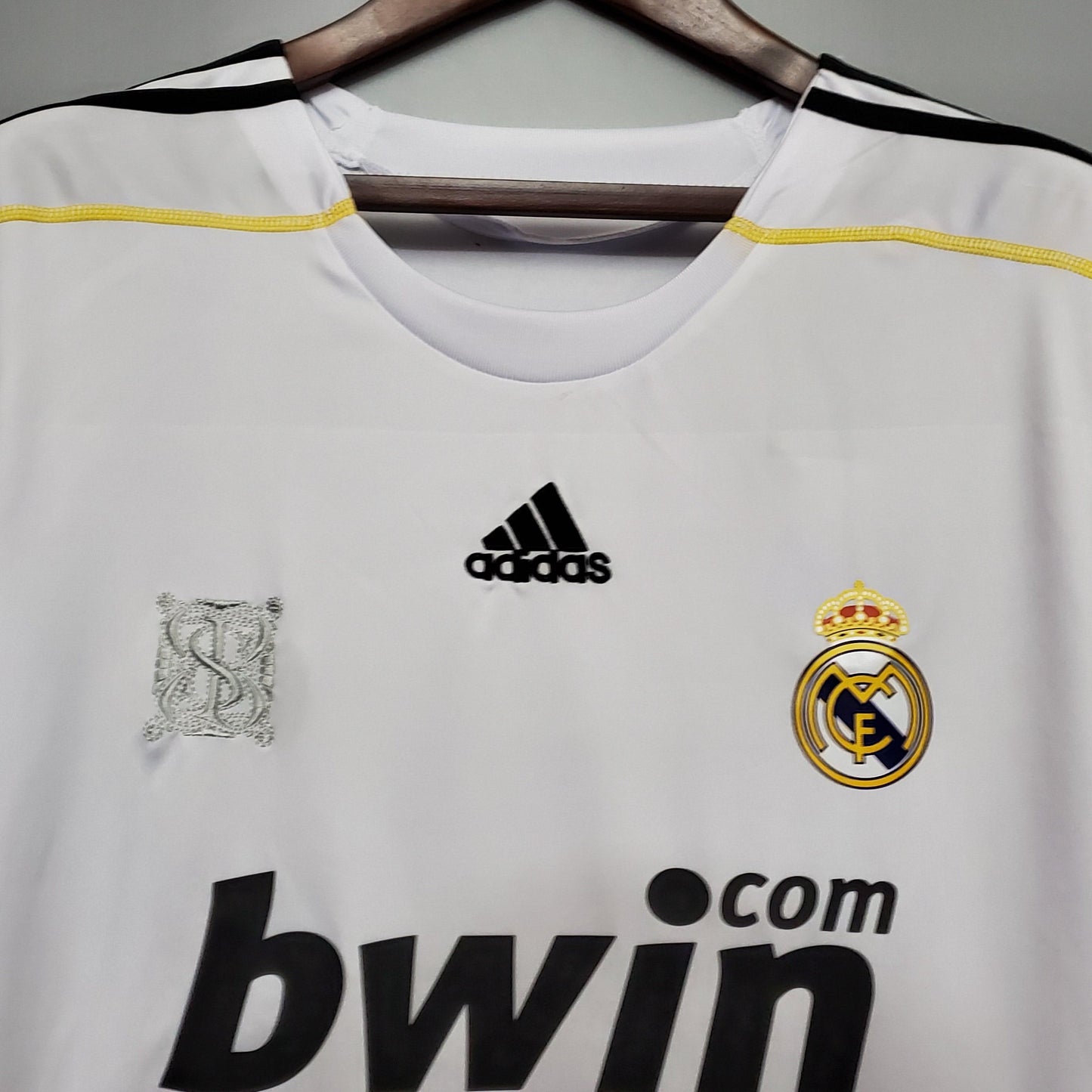 Real Madrid 2009-10 Home