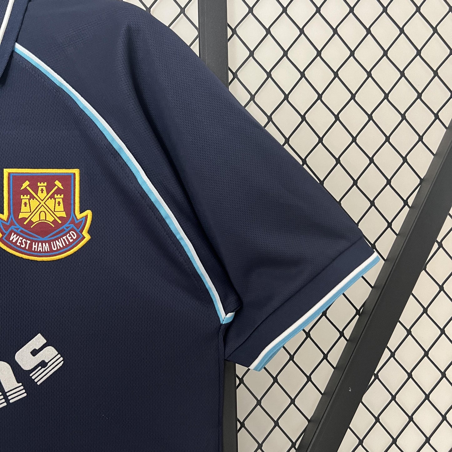 West Ham United 1999-00 Third