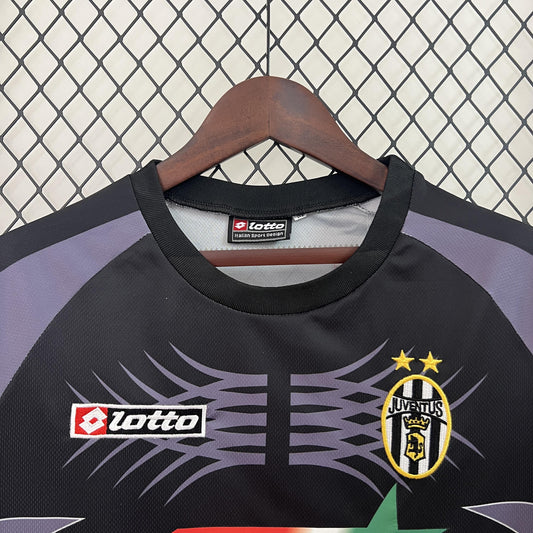 Juventus 2001-02 Goalkeeper