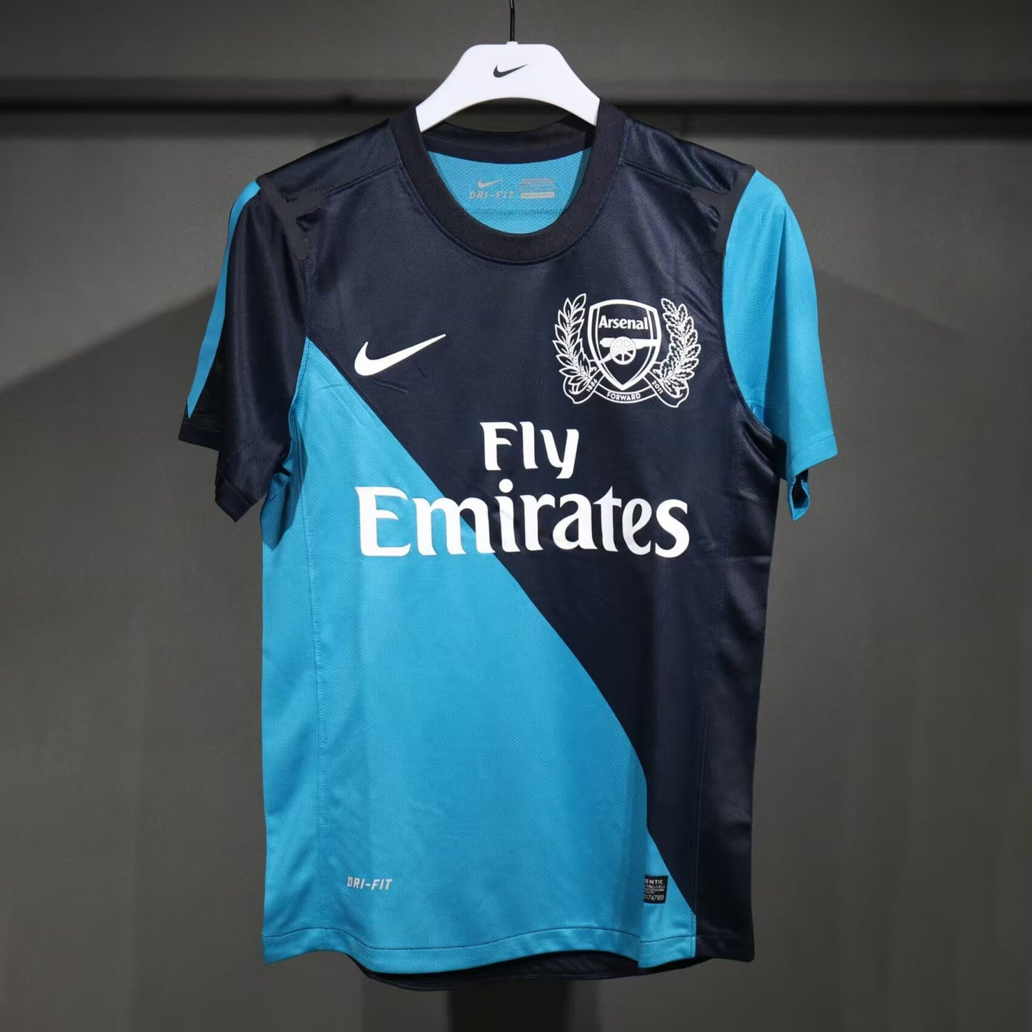 Arsenal 2011-12 Away