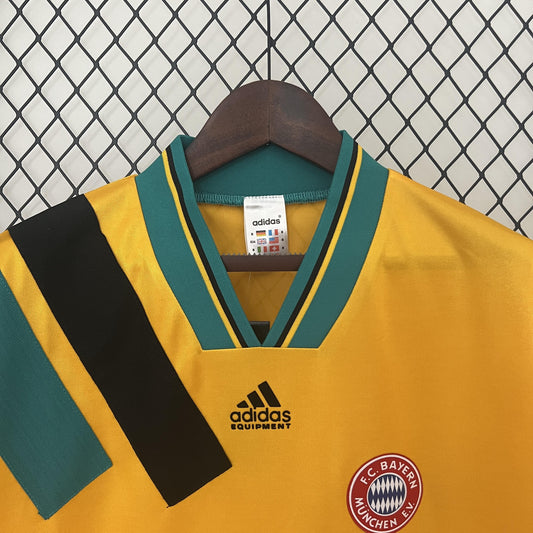 Bayern Munich 1993-95 Away