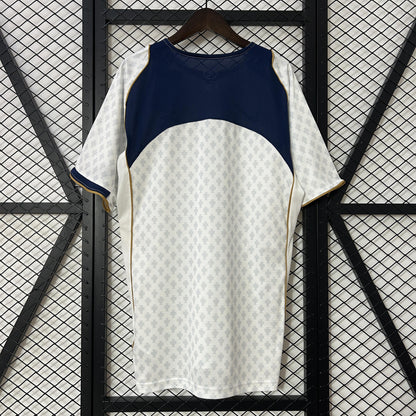Portugal 2004 Away