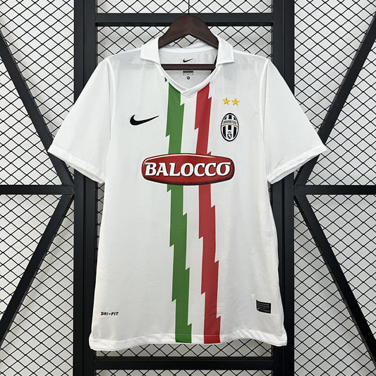 Juventus 2010-11 Away