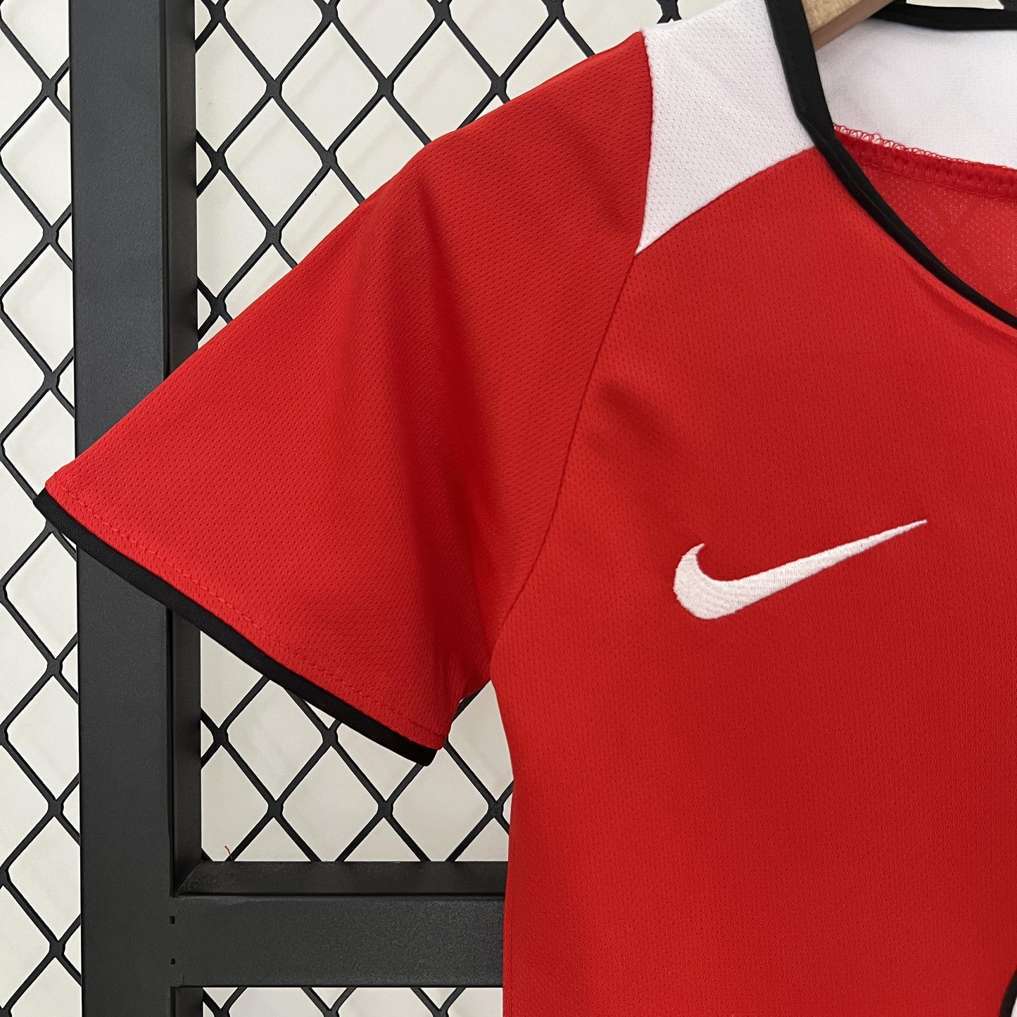 Manchester United 2005-06 Home -Kids