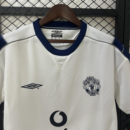 Manchester United 2000-01 Away