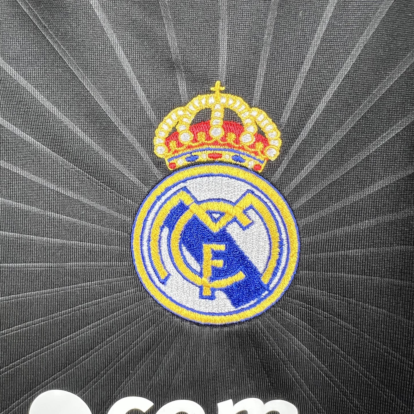 Real Madrid 2010-11 Away
