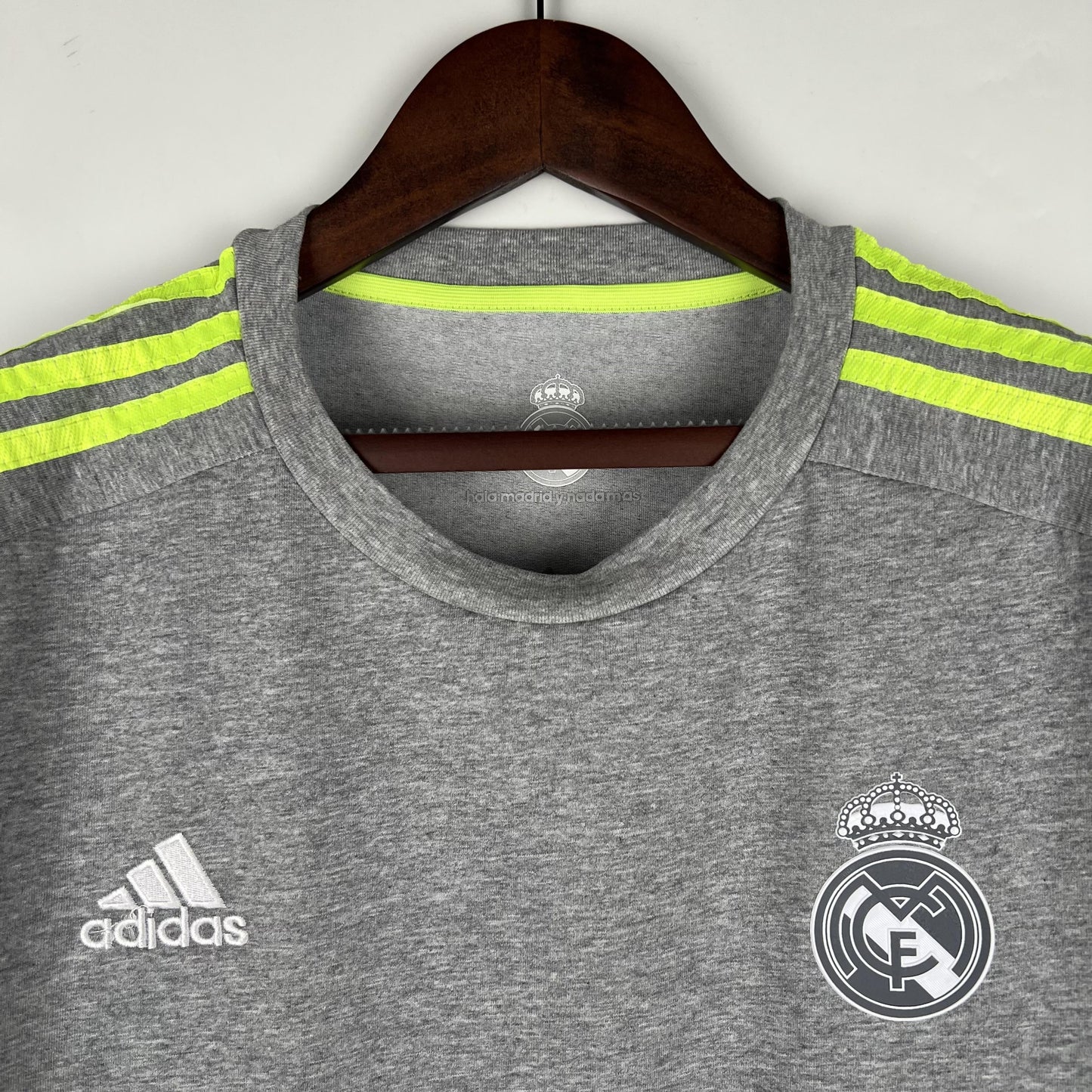 Real Madrid 2015-16 Away
