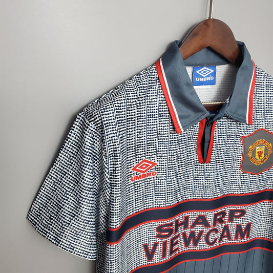 Manchester United 1995-96 Away