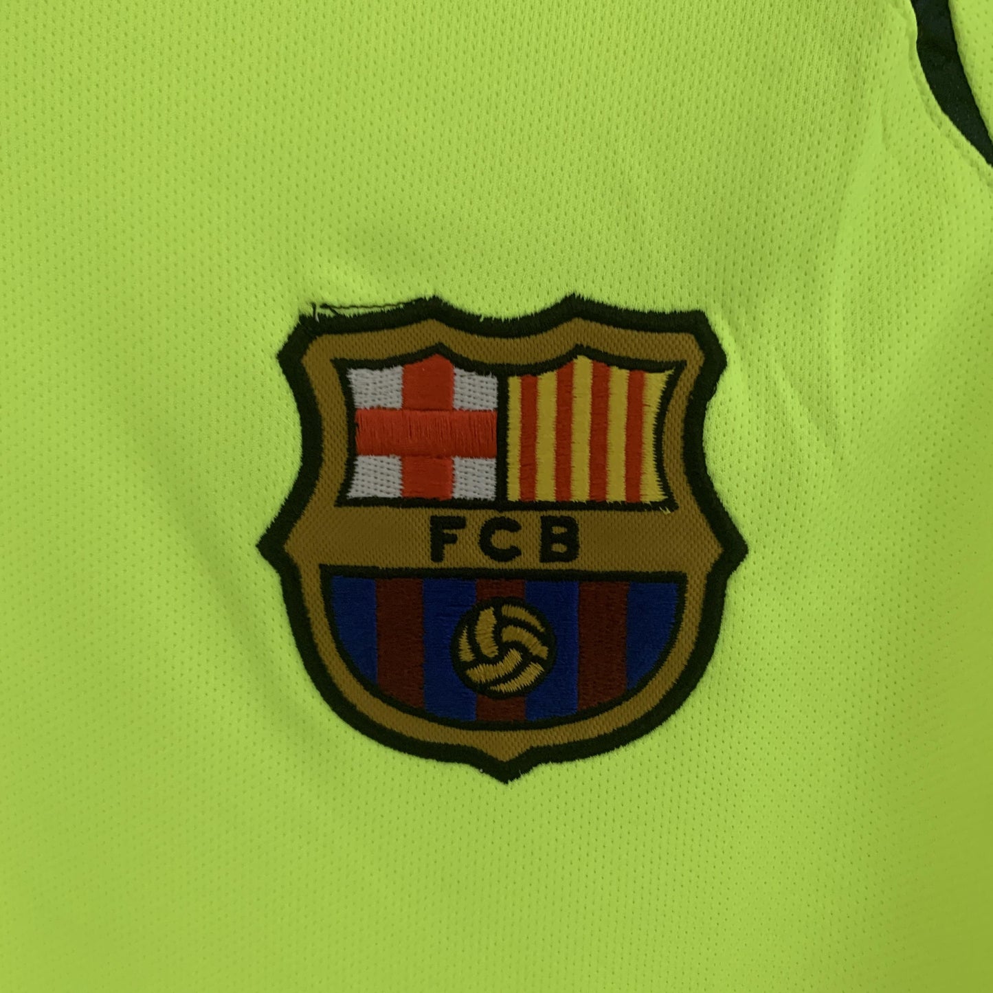 Barcelona 2005-06 Away Jersey
