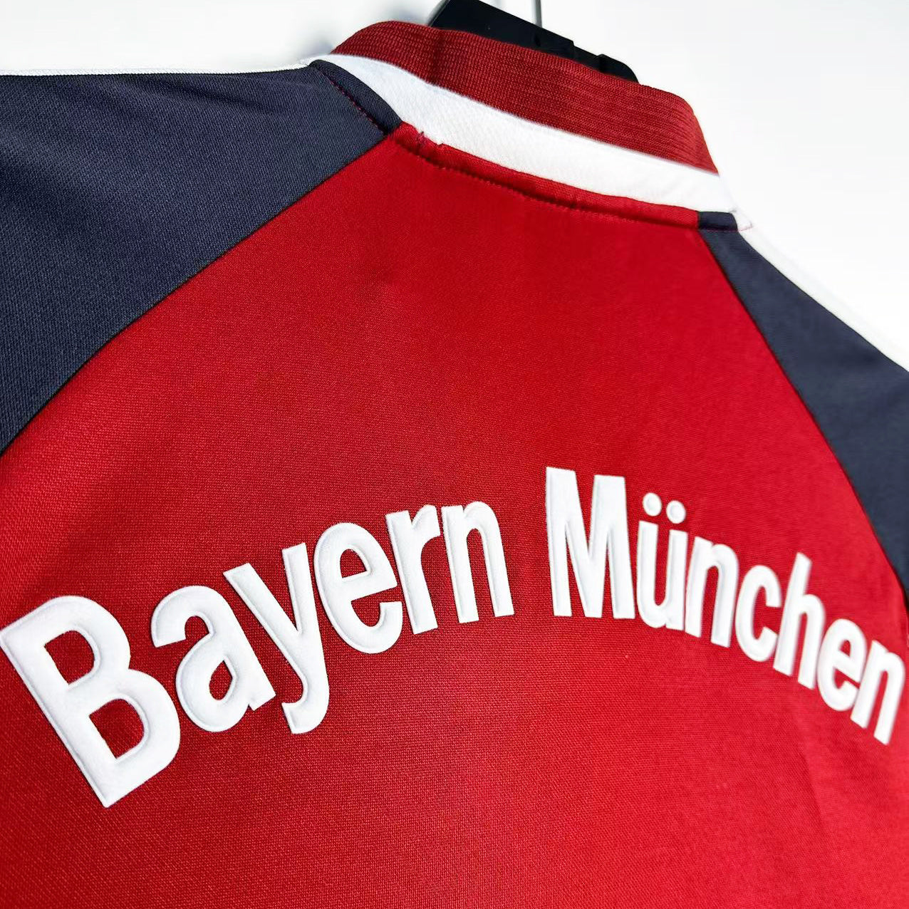 Bayern Munich 2001-02 Home