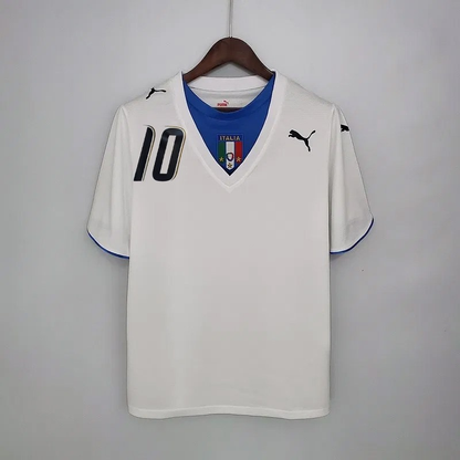 Italy 2006 Away