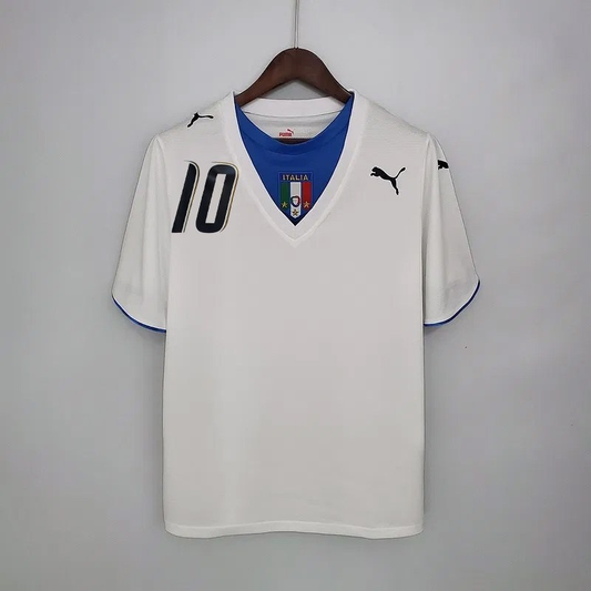 Italy 2006 Away